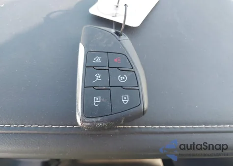 2023 Chevrolet Suburban 4Wd Premier z USA, uszkodzony, nr VIN 1GNSKFKD3PR550117